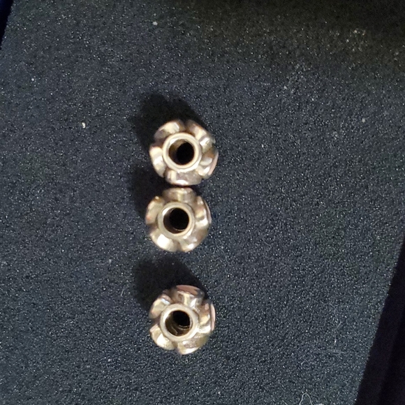3x heart spacer beads - Picture 2 of 2
